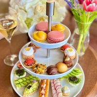 Mother’s Day weekend is upon us and it’s not too l